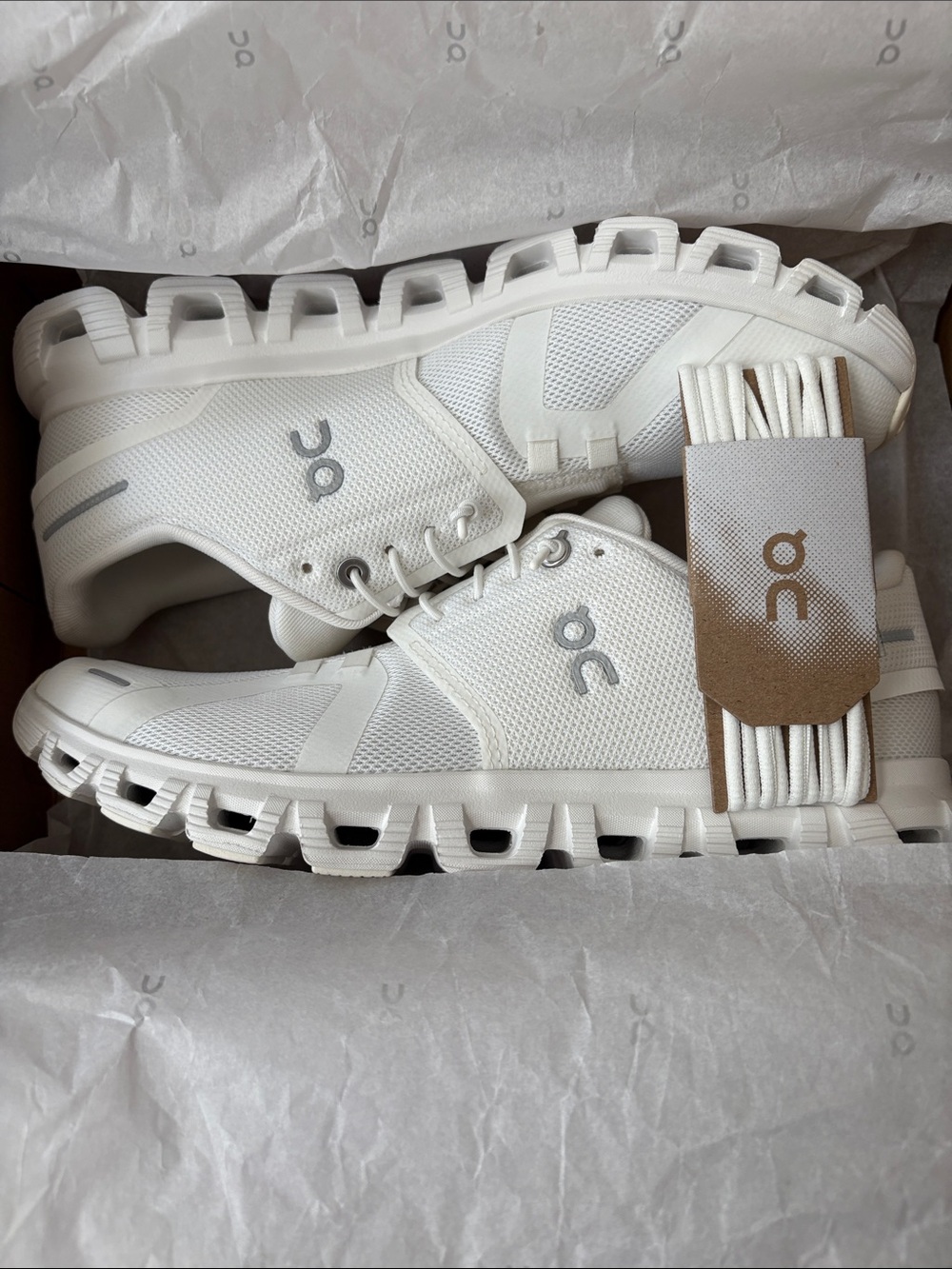 Women’s Cloud 6 White in Box! - Picture 13 of 13